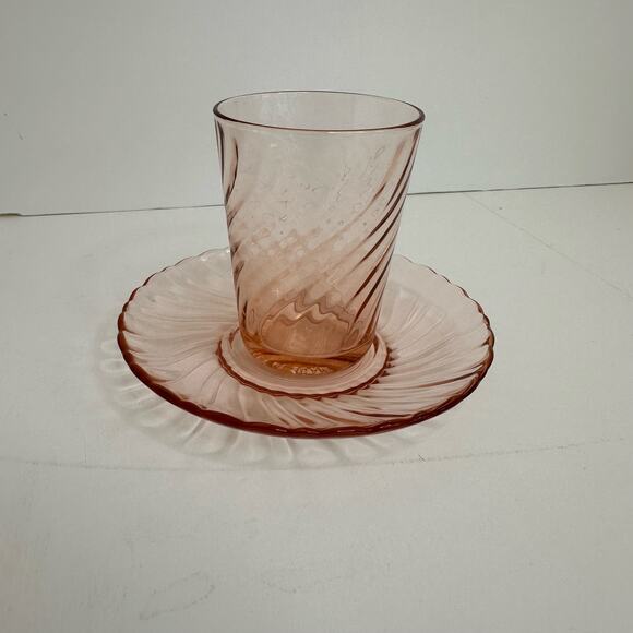 Vintage Arcoroc Pink Swirl Saucers ACO17 France Depression Rosaline Set of 8 - Picture 4 of 8